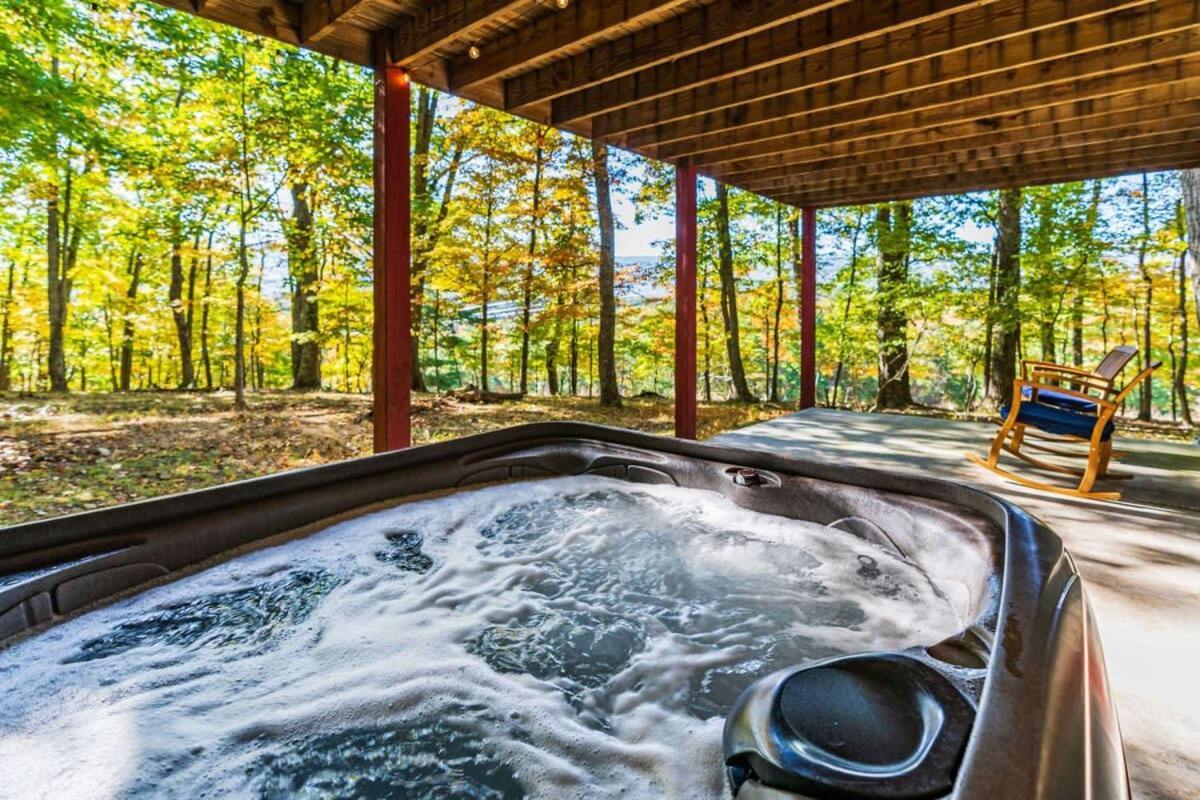 Hot Tub, Large Deck, Wifi, Fire Pit At Chalet Cabin Morton Grove Zewnętrze zdjęcie