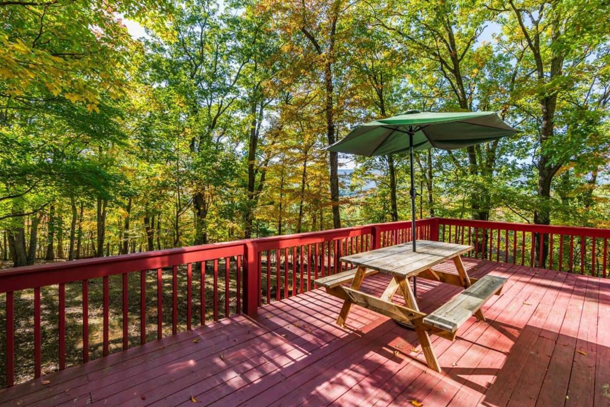 Hot Tub, Large Deck, Wifi, Fire Pit At Chalet Cabin Morton Grove Zewnętrze zdjęcie